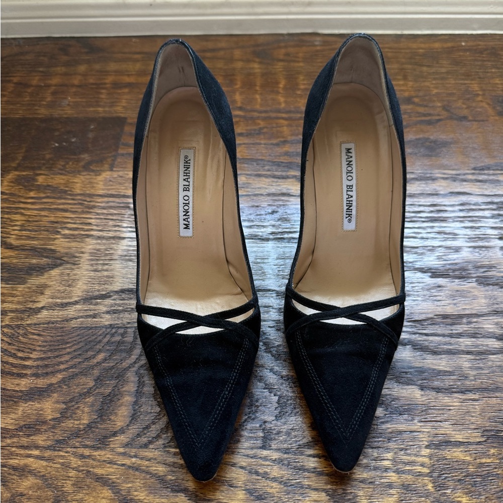 Manolo Blahnik Suede Black Heels